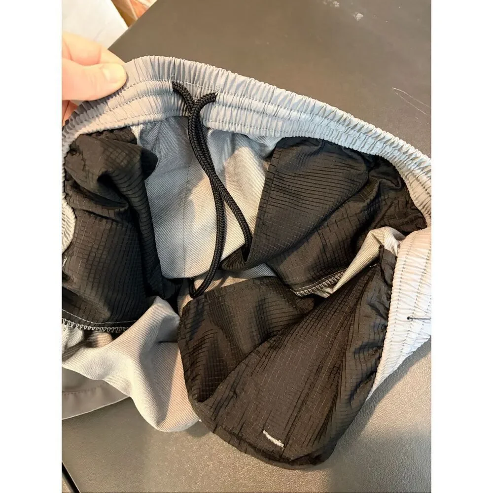 BANANA REPUBLIC • Grey Athletic Shorts • Men’s Size L